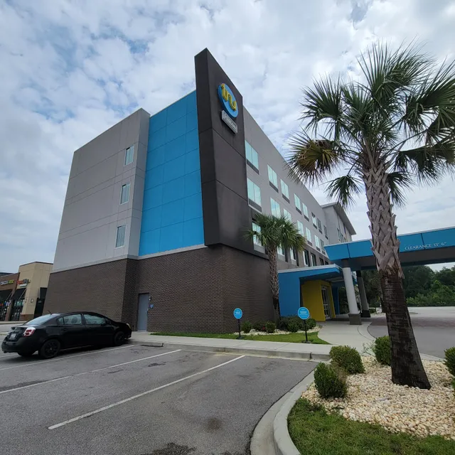 Tru by Hilton Sumter