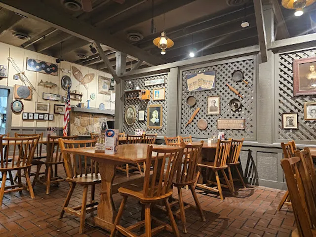 Cracker Barrel Old Country Store