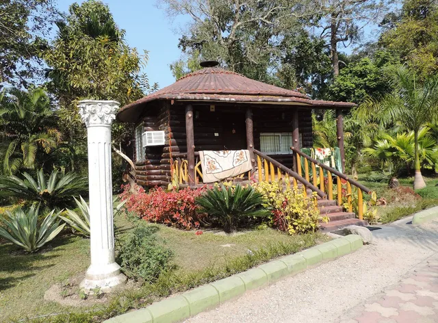 Hatihana The Green Castle