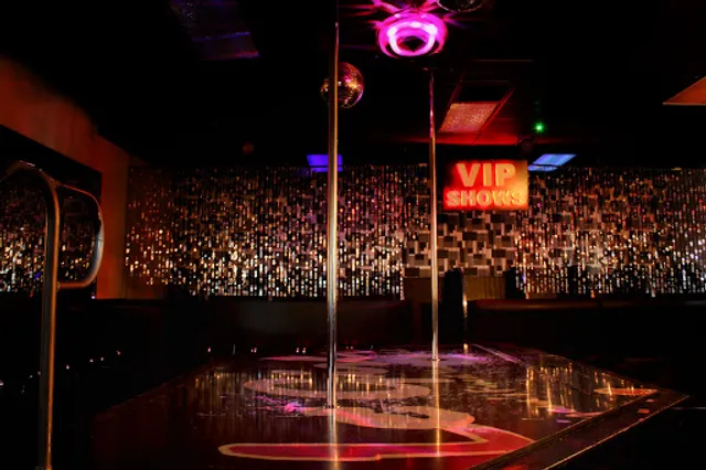 Le Girls Gentlemen's Club