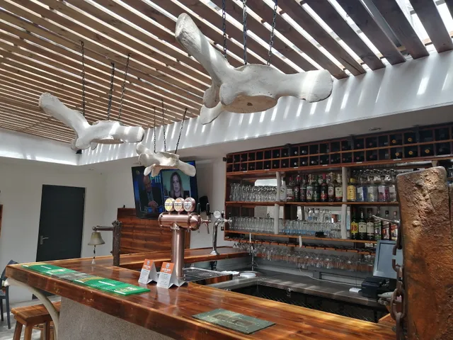 Whale's Rib Paternoster