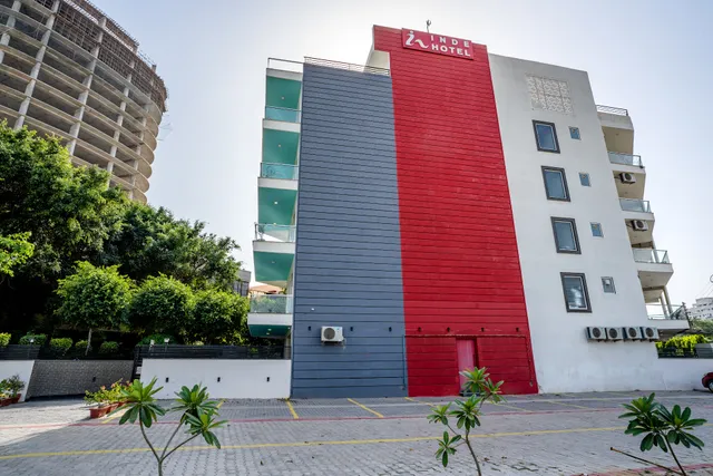 Inde Hotel Golf Course Extention