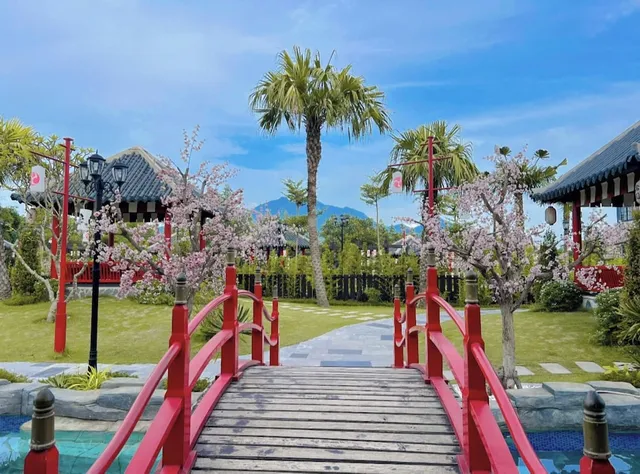 Lotus Hotel - Vườn Vua