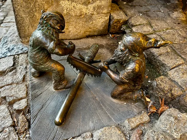 Krasnale Wyrostek i Zadymek