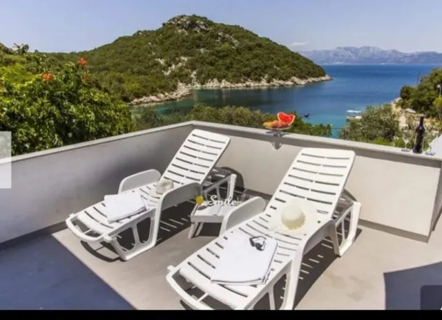 Apartment Little Paradise