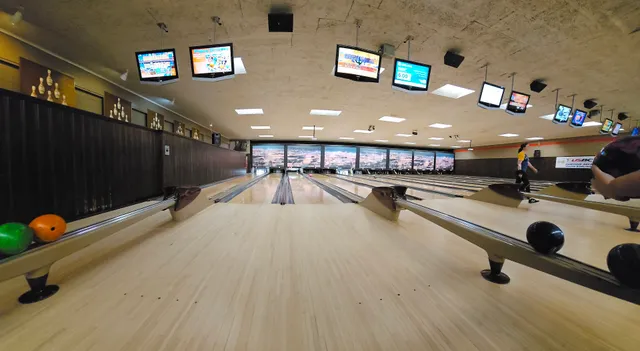 Fischer Lanes & Lounge