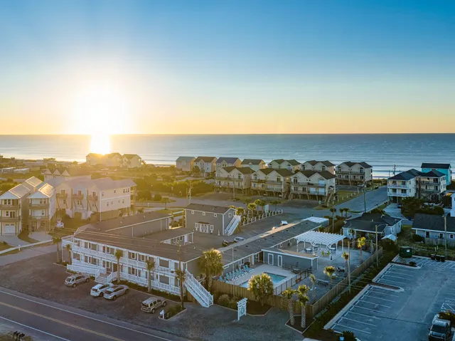 Loggerhead Inn & Suites - Topsail Island