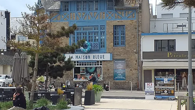la maison bleue quiberon