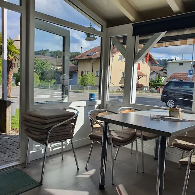 Cafe Restaurant Chratz