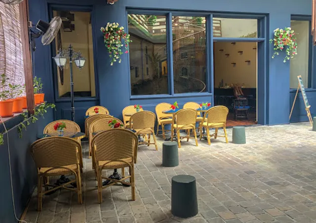 Blend Bistro -Bhilwara