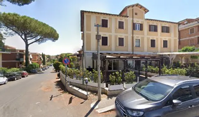 Via Annia Regilla, 110