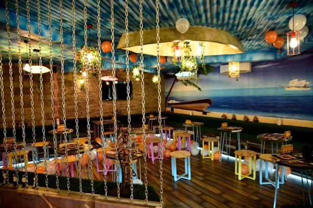 Club Offshore cafe & restaurant