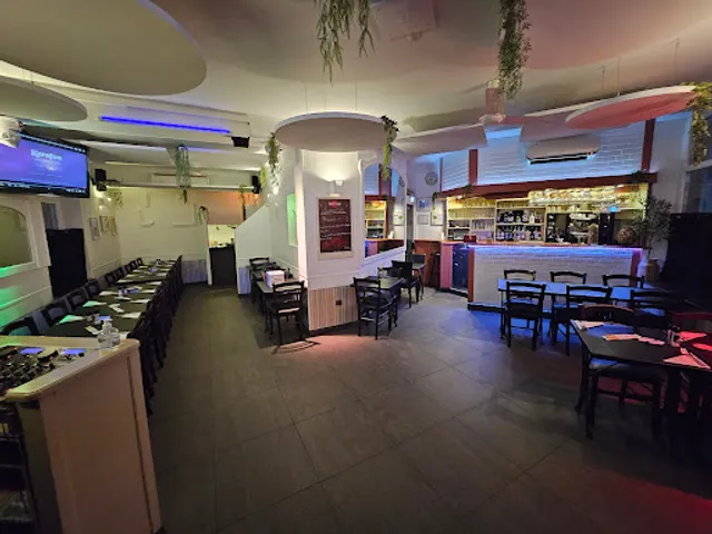 Le Pulcinella - Restaurant italien et karaoké