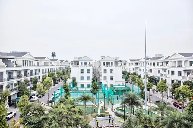 The Flamboyant #StayWork Vinhomes Marina