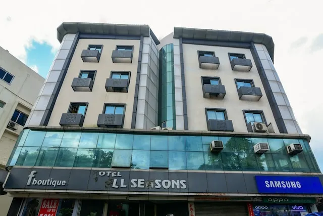 Super Capital O Hotel All Seasons