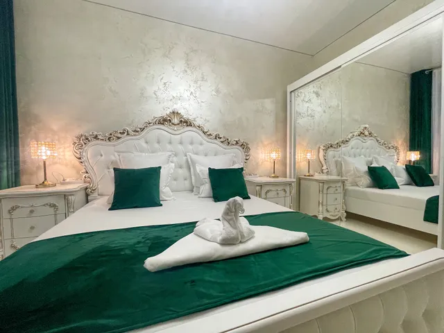 BeachScape Luxury Suites