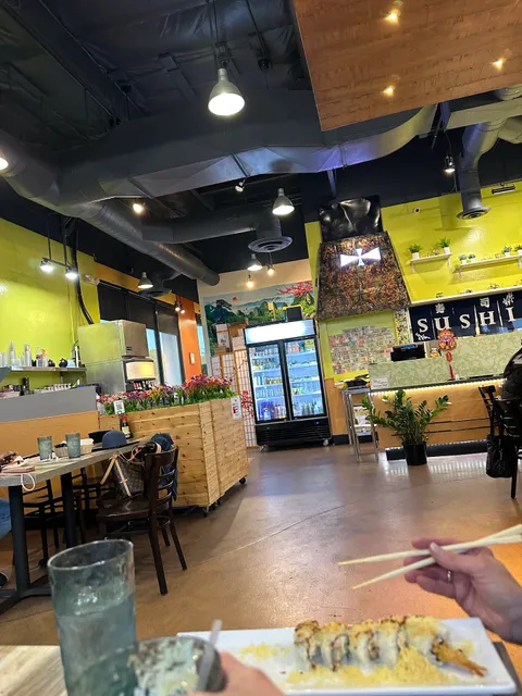 Bamboo Phở and Sushi