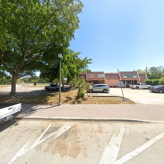 Sabine Caribbean Restaurant & Latino