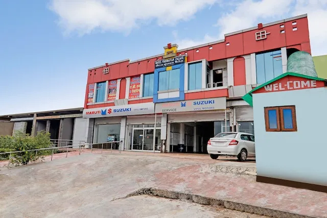 OYO 48878 Hotel Vrindavan Palace