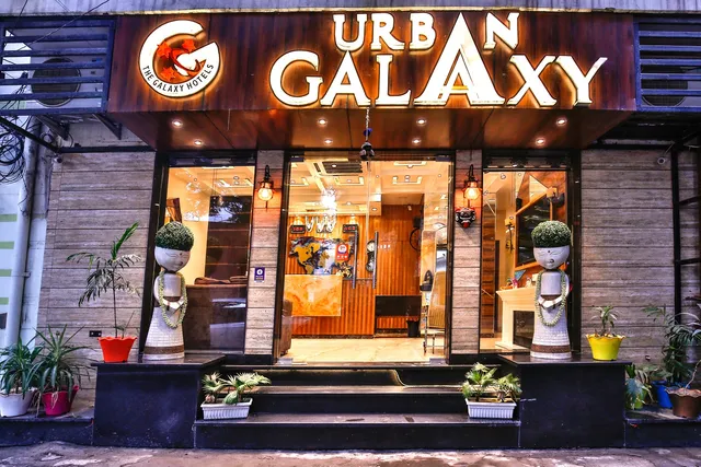 Hotel Urban Galaxy - Near Golden Temple