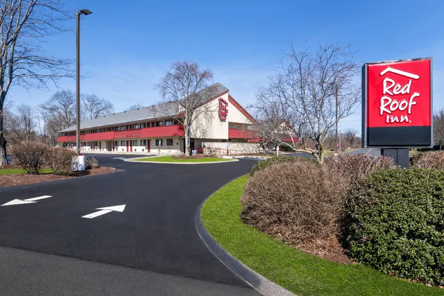 Red Roof Inn Enfield