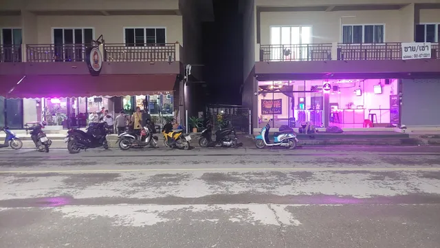 Outback Hostel & Community