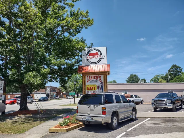 Laniers Fresh Meat Market