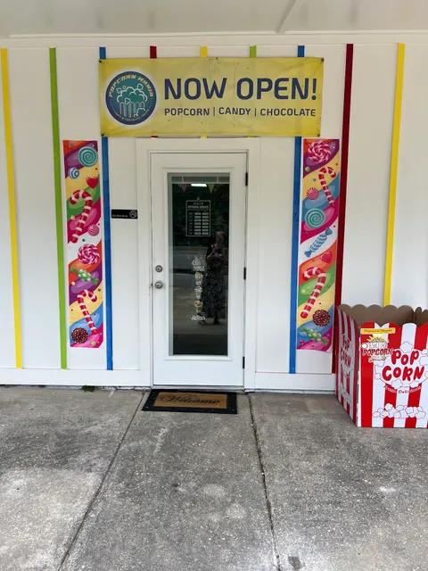 Popcorn Mania Candy & Chocolate