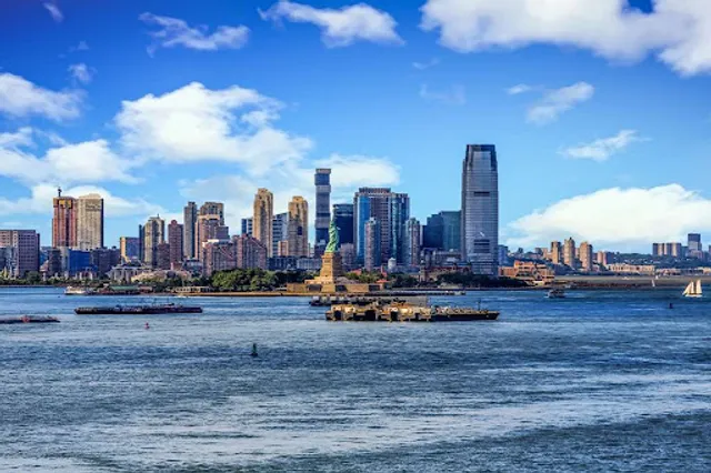 DoubleTree by Hilton Hotel & Suites Jersey City