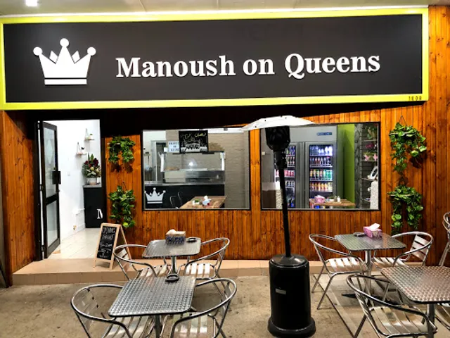Manoush on Queens