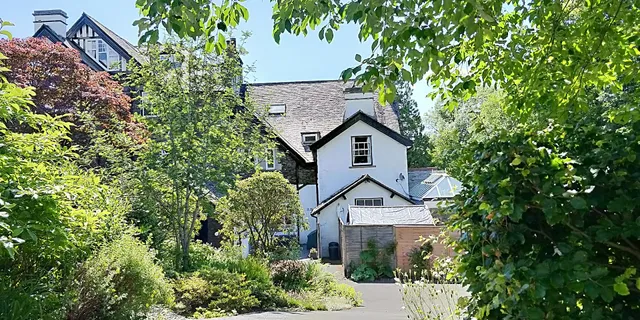 Oakthwaite House & Lodge