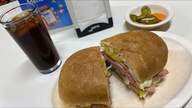 Adan y Charito Suc. JB Lobos