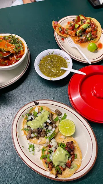 Sabroso taco savor a mi tierra