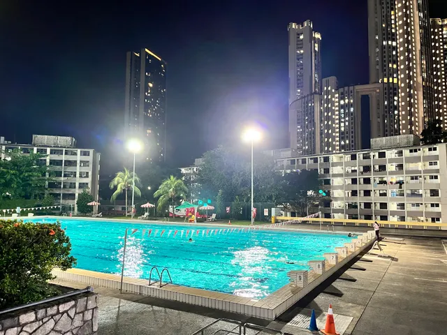 Queenstown ActiveSG Swimming Complex