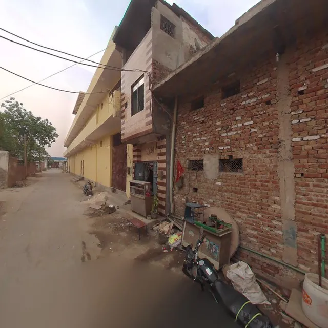 MUKHIYA TEA & SNACKS