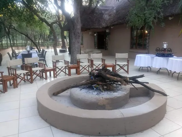 Phakela Private Lodge
