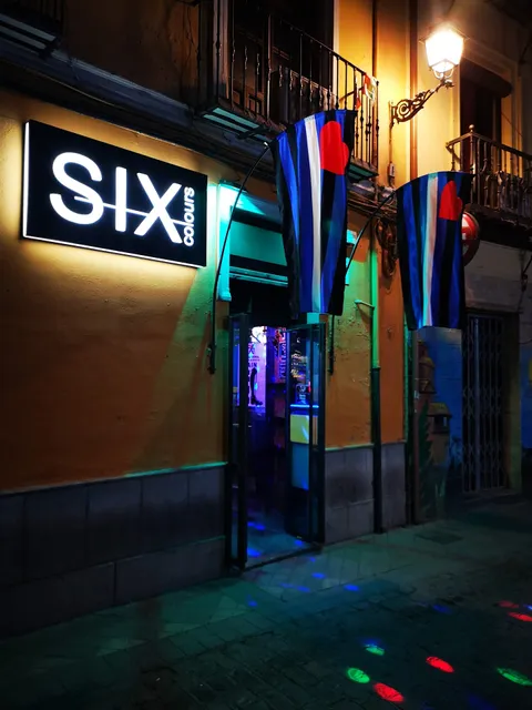 Six Colours - Granada