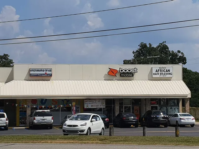 Pleasant Valley Shopping Center