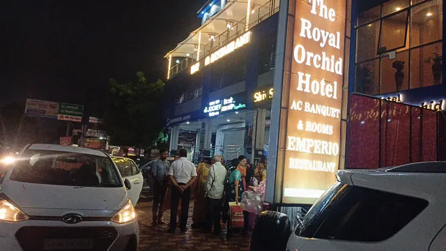 THE ROYAL ORCHID HOTEL | Hotels in Kanpur