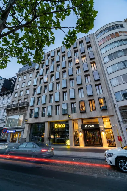 YAYS Antwerp Opera by Numa