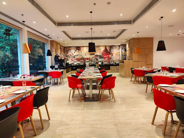 Clever Fox Café by Lemon Tree