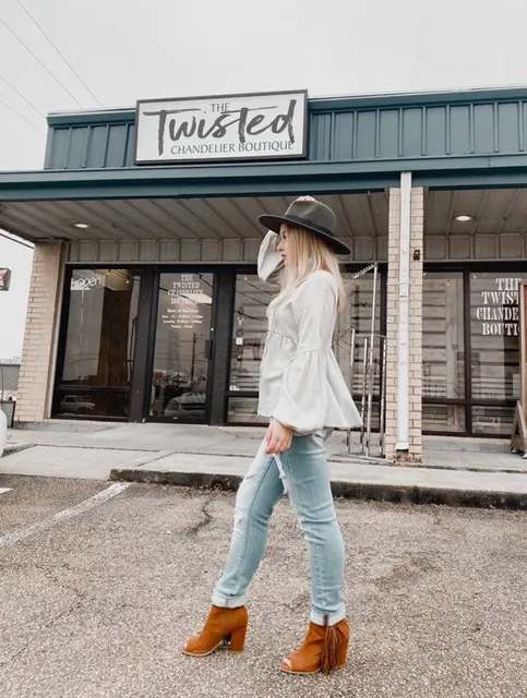 The Twisted Chandelier Boutique | Twisted Links Permanent Jewelry