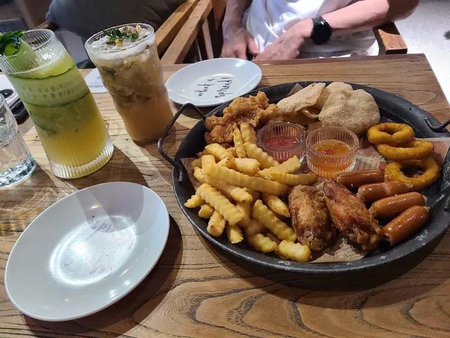 Best Memorise Art Space