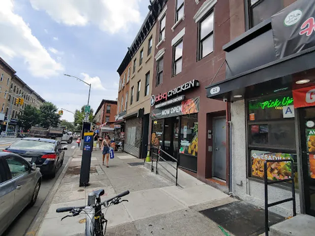 bb.q Chicken Park Slope