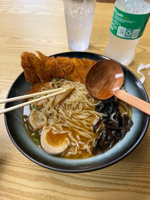 Yaya's Bowl Ramen & Dumpling Chinese Restaurant