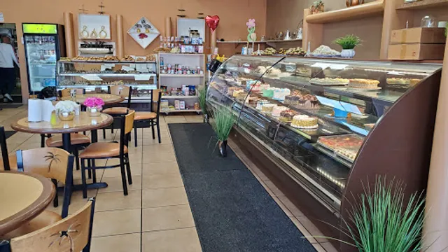 City Sweets حلويات ستي سويت