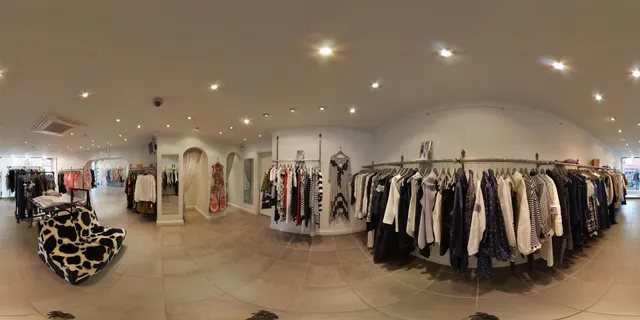 No.4 Boutique