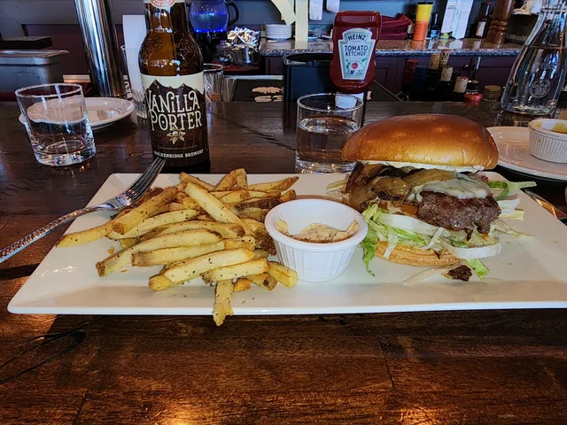 Essence Kitchen + Bar