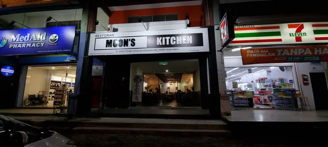 Moon’s Kitchen (Shah Alam)