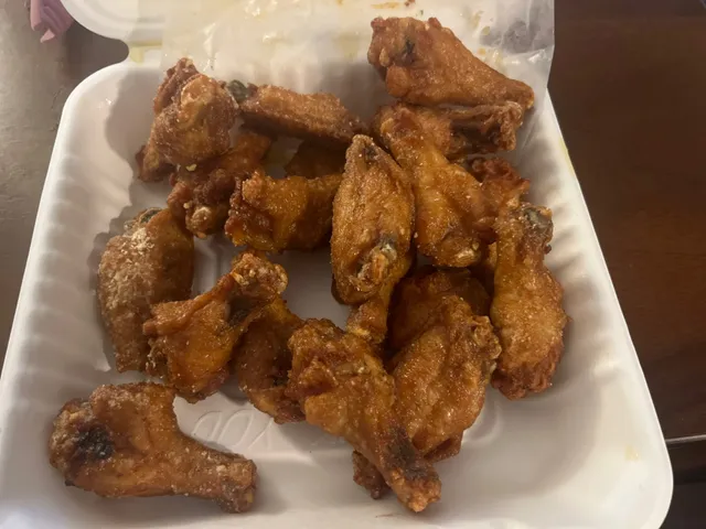 Flavoured Crust Pizza and Wings